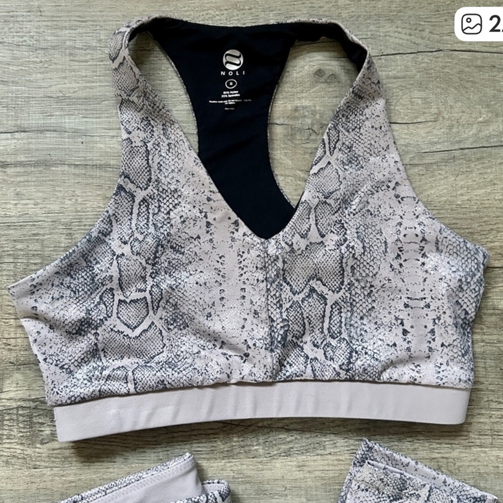 NOLI  Snake Print Sports Bra S